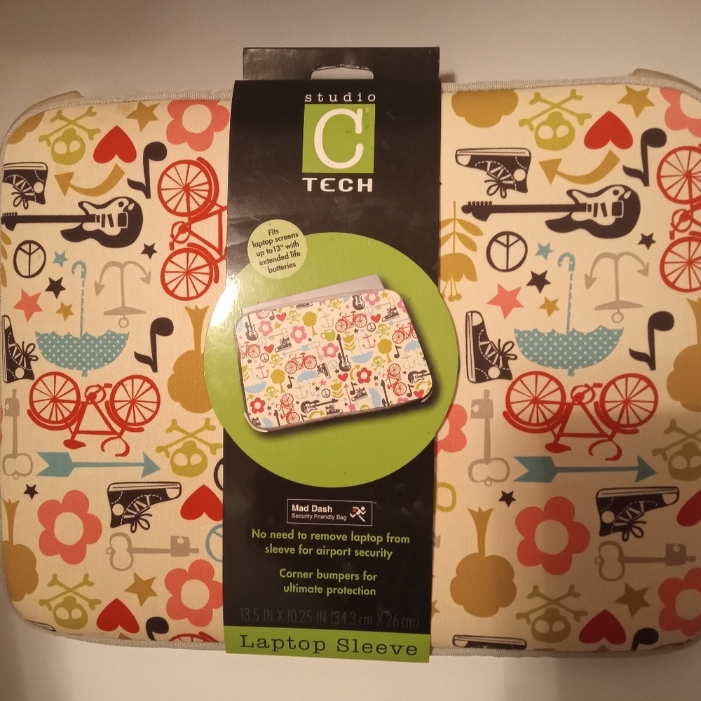 Laptop sleeve